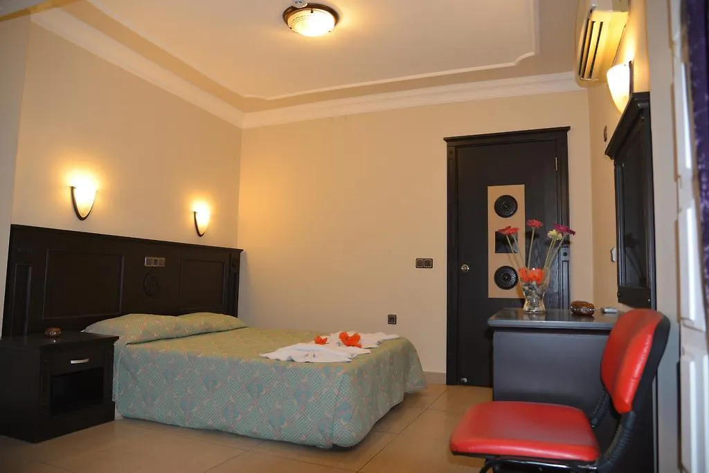 Alojamento de Acomodação e Pequeno-almoço Fidan Apart Hotel Marmaris